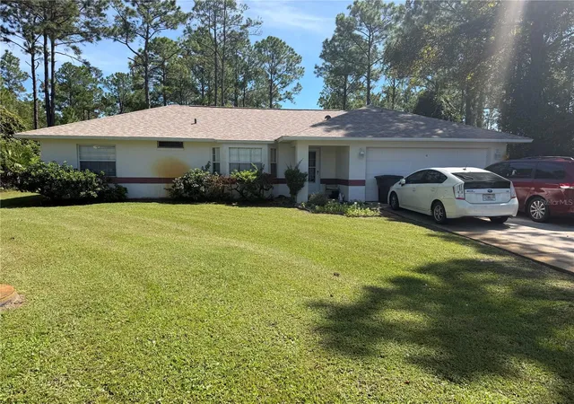 Photo 4 of Single family home for sale at 11 Slingshot Ct, Palm Coast, FL 32164 | MLS# FC321735 | Listing updated on 2026-10-04