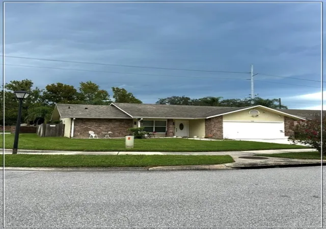 Photo 1 of Single family home for sale at 10103 Chesham Dr, Orlando, FL 32817 | MLS# O6445248 | Listing updated on 2026-10-02