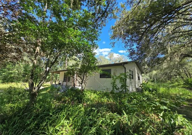 Photo 3 of Single family home for sale at 12331 N Elf Point, Dunnellon, FL 34433 | MLS# OM732981 | Listing updated on 2026-10-05