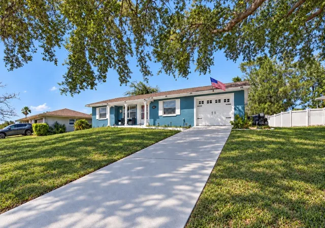 Photo 2 of Single family home for sale at 12411 Brookside St, Spring Hill, FL 34609 | MLS# OM732982 | Listing updated on 2026-10-05