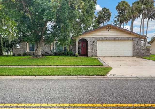 Photo 1 of Single family home for sale at 319 Quaker Ridge Dr, Daytona Beach, FL 32119 | MLS# V4951539 | Listing updated on 2026-10-03