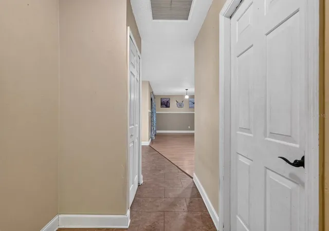 Photo 3 of Single family home for sale at 319 Quaker Ridge Dr, Daytona Beach, FL 32119 | MLS# V4951539 | Listing updated on 2026-10-03