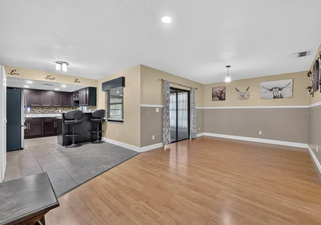 Photo 4 of Single family home for sale at 319 Quaker Ridge Dr, Daytona Beach, FL 32119 | MLS# V4951539 | Listing updated on 2026-10-03