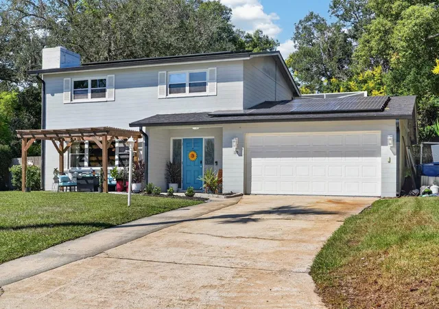 Photo 3 of Single family home for sale at 139 Cherokee Rd, Ormond Beach, FL 32174 | MLS# FC321736 | Listing updated on 2026-09-30