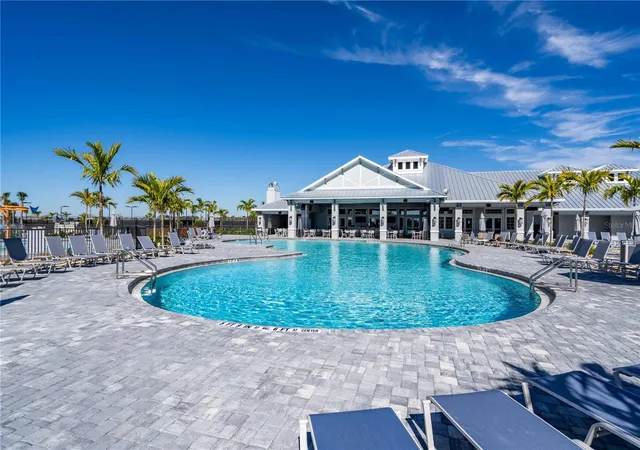 Photo 3 of Single family home for sale at 15214 Serene Shrs Loop, Bradenton, FL 34211 | MLS# A4707646 | Listing updated on 2026-10-02