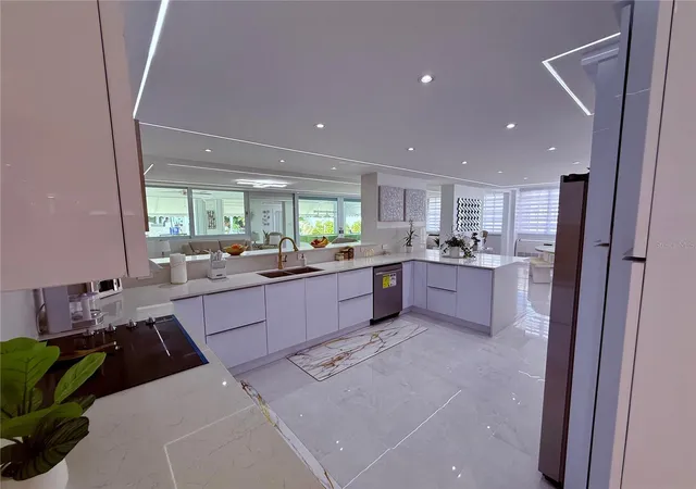 Photo 2 of Single family home for sale at Mansiones Reales Felipe Primero #E1, Guaynabo, PR 00969 | MLS# PR9124518 | Listing updated on 2026-10-01