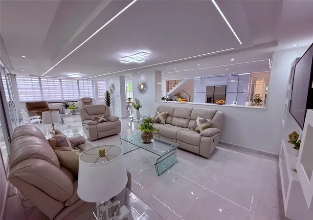 Photo 4 of Single family home for sale at Mansiones Reales Felipe Primero #E1, Guaynabo, PR 00969 | MLS# PR9124518 | Listing updated on 2026-10-01