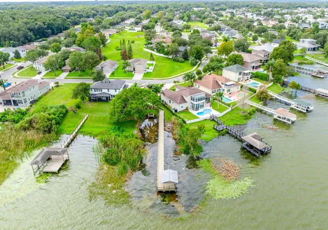 Photo 2 of Single family home for sale at 23 Zachary Wade St, Winter Garden, FL 34787 | MLS# O6445265 | Listing updated on 2026-10-02