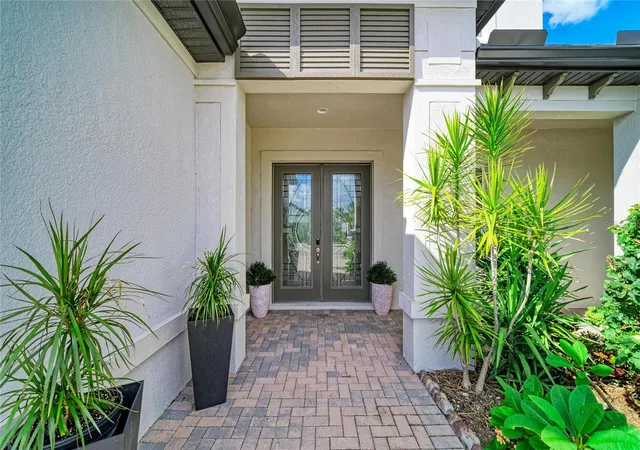 Photo 3 of Single family home for sale at 6185 Lungo Lago Dr, Sarasota, FL 34241 | MLS# A4707647 | Listing updated on 2026-10-09