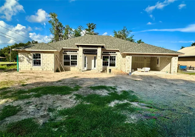 Photo 2 of Single family home for sale at 125 Pecan Dr, Ocala, FL 34472 | MLS# OM732986 | Listing updated on 2026-09-28