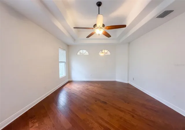 Photo 3 of Single family home for sale at 2015 River Xing Dr, Valrico, FL 33596 | MLS# O6445275 | Listing updated on 2026-10-07