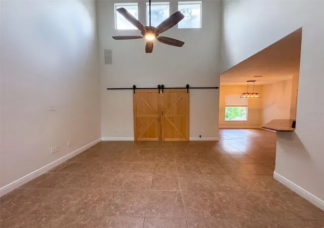 Photo 4 of Single family home for sale at 2015 River Xing Dr, Valrico, FL 33596 | MLS# O6445275 | Listing updated on 2026-10-07