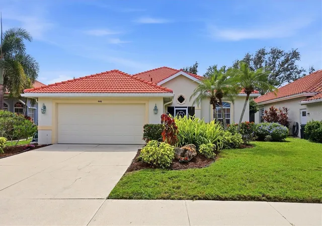 Photo 3 of Single family home for sale at 446 Pinewood Lake Dr, Venice, FL 34285 | MLS# N6145953 | Listing updated on 2026-10-02