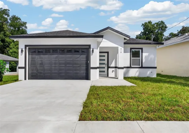Single family home for sale at 619 W Valencia St, LAKELAND, FL 33805 | MLS# TB8552712