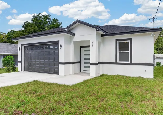 Photo 1 of Single family home for sale at 619 W Valencia St, Lakeland, FL 33805 | MLS# TB8552712 | Listing updated on 2026-09-30