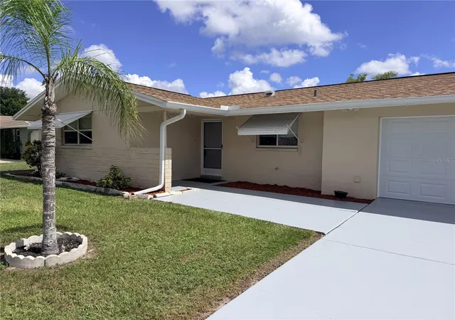 Photo 1 of Single family home for sale at 10118 Holly Dr, Port Richey, FL 34668 | MLS# TB8552719 | Listing updated on 2026-09-29