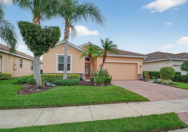 Photo 3 of Single family home for sale at 3535 Dandolo Cir, Cape Coral, FL 33909 | MLS# C7531276 | Listing updated on 2026-10-07