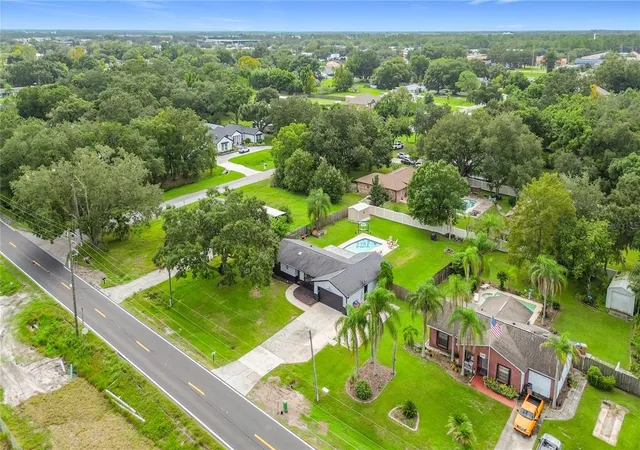 Photo 3 of Single family home for sale at 1355 E 10th Street, Saint Cloud, FL 34771 | MLS# S5158410 | Listing updated on 2026-10-07