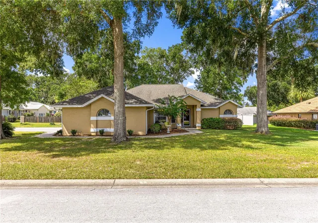 Photo 3 of Single family home for sale at 1318 SE 66th Avenue, Ocala, FL 34472 | MLS# OM732989 | Listing updated on 2026-09-28