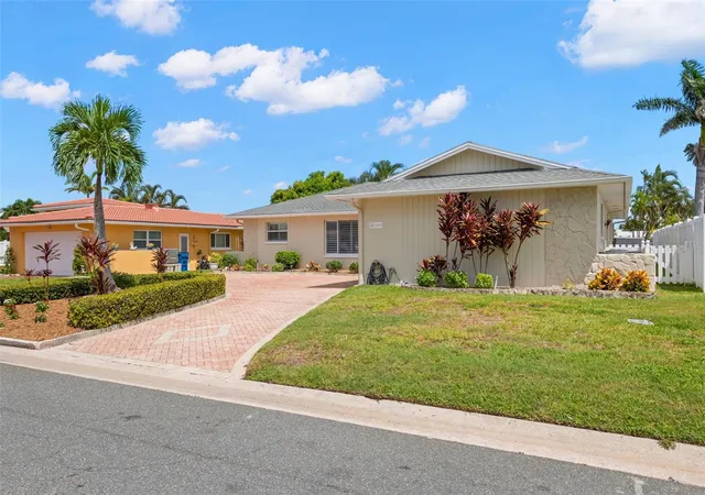 Photo 2 of Single family home for sale at 12305 4th Street E, Treasure Island, FL 33706 | MLS# TB8552737 | Listing updated on 2026-10-06