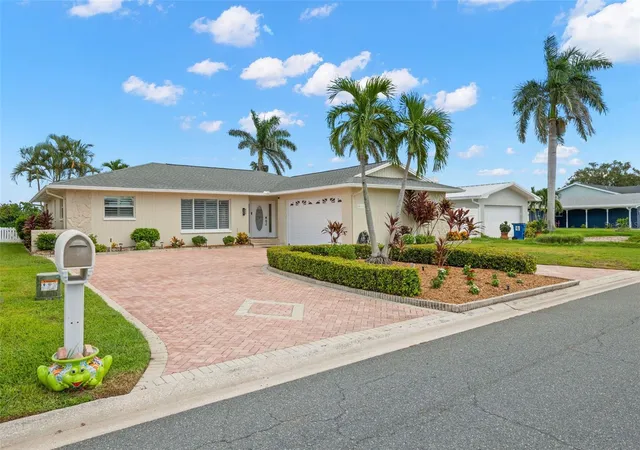 Photo 3 of Single family home for sale at 12305 4th Street E, Treasure Island, FL 33706 | MLS# TB8552737 | Listing updated on 2026-10-06