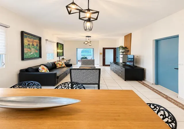 Photo 2 of Sale Pending at 705 Calle Union, San Juan, PR 00902 | MLS# PR9124525 | Listing updated on 2026-10-16