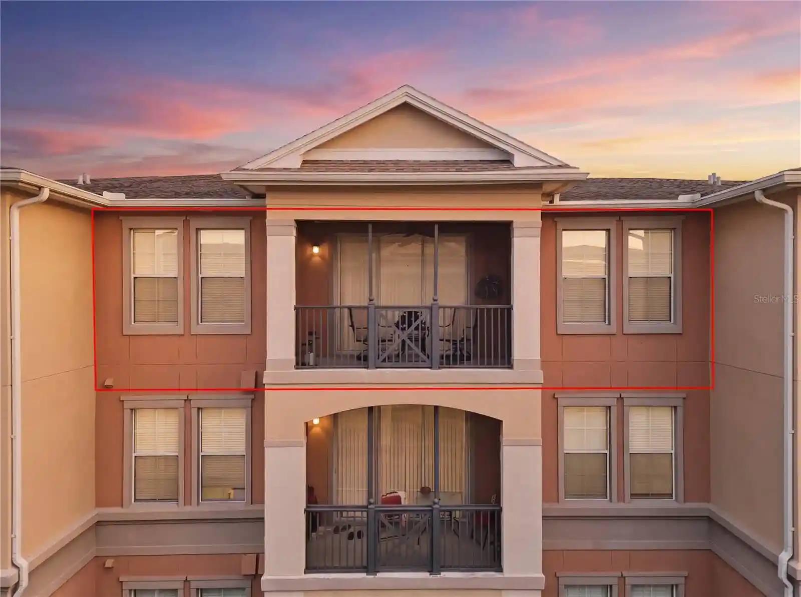 Listing Photo 2 - Condo for sale in 8168 Boat Hook Loop located at 8168 Boat Hook Loop, Windermere, FL 34786 - Unit #302
