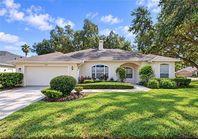 Photo 1 of Single family home for sale at 2255 Eagle Blf Dr, Valrico, FL 33596 | MLS# TB8552739 | Listing updated on 2026-09-30