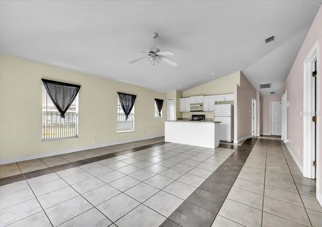 Listing Photo 5 - Condo for sale in building located at 4507 20th St SW, LEHIGH ACRES, FL 33973