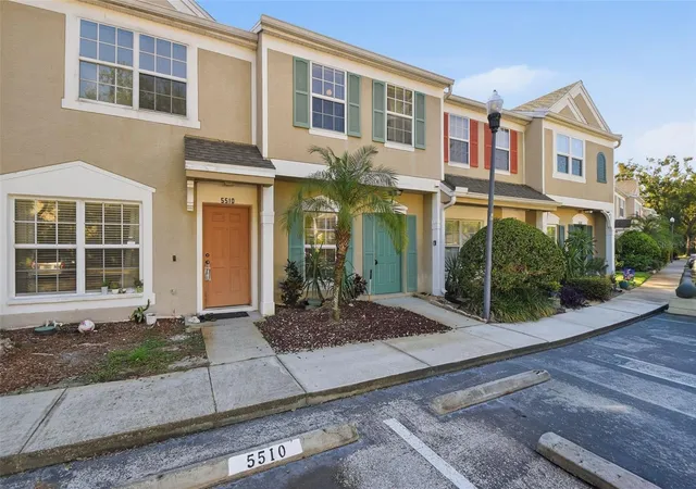 Photo 1 of Townhouse for sale at 5512 Carrollwood Key Dr, Tampa, FL 33624 | MLS# O6445297 | Listing updated on 2026-10-02