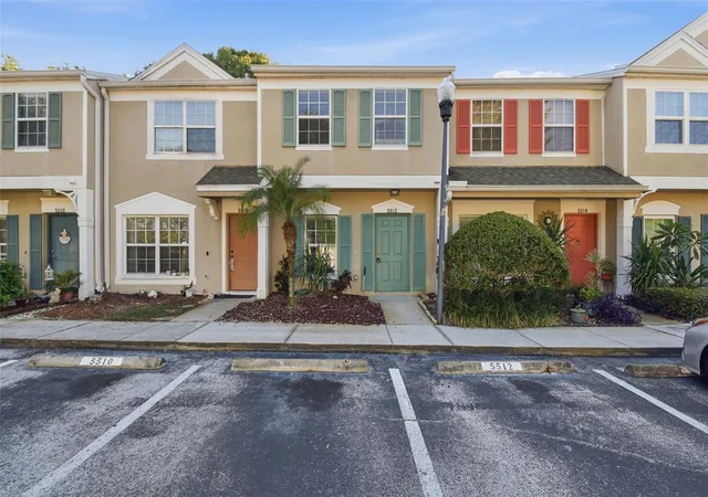 Townhouse for sale at 5512 Carrollwood Key Dr, TAMPA, FL 33624 | MLS# O6445297