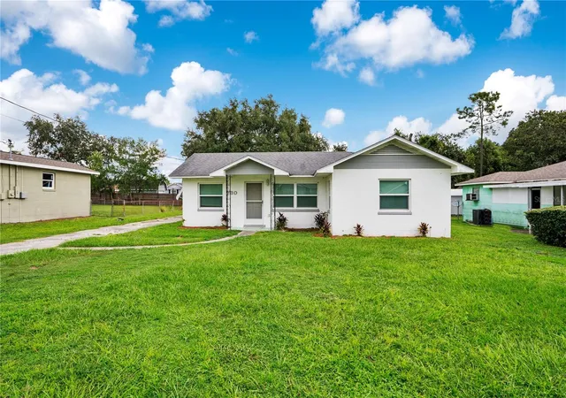 Single family home for sale at 730 E Lowell St, LAKELAND, FL 33805 | MLS# L4965394