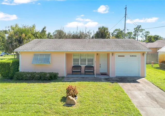 Photo 1 of Single family home for sale at 867 Floraland Ave, Sebastian, FL 32958 | MLS# O6445301 | Listing updated on 2026-10-02