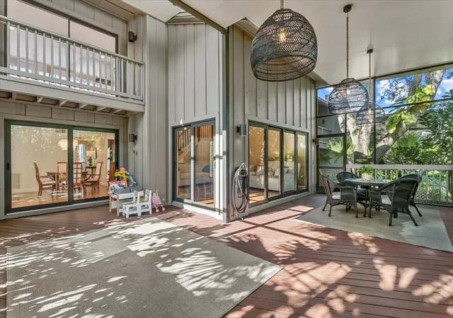 Photo 3 of Condo for sale at 1423 Landings Pl #59, Sarasota, FL 34231 | MLS# A4707662 | Listing updated on 2026-10-11