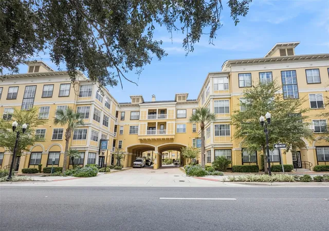 Photo 2 of Condo for sale at 860 N Orange Ave #112, Orlando, FL 32801 | MLS# S5158412 | Listing updated on 2026-10-05