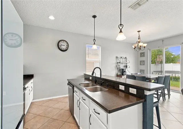 Photo 3 of Single family home for sale at 4429 Starlight Pointe Dr, Mulberry, FL 33860 | MLS# W7889885 | Listing updated on 2026-09-29