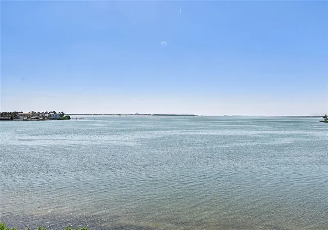 Photo 3 of Condo for sale at 5700 Escondida Blvd S #401, Saint Petersburg, FL 33715 | MLS# TB8552752 | Listing updated on 2026-10-22