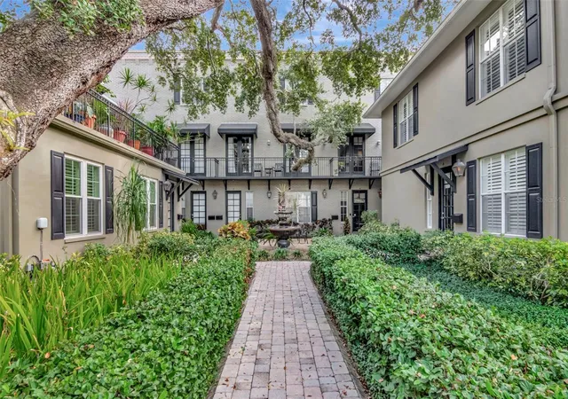 Photo 2 of Condo for sale at 1008 S Moody Ave #2, Tampa, FL 33629 | MLS# TB8552758 | Listing updated on 2026-10-03