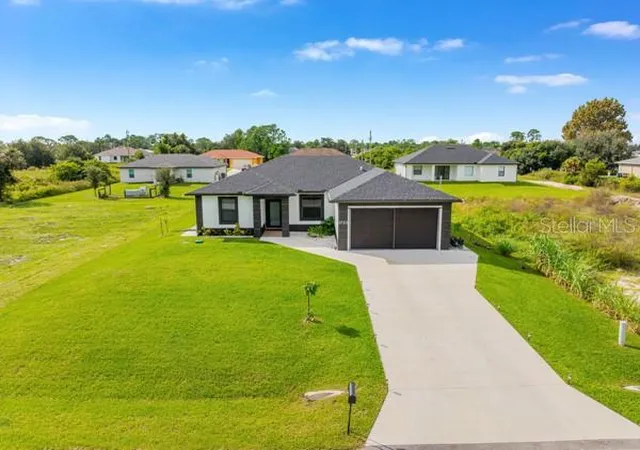 Photo 1 of Single family home for sale at 3723 6th Street Sw, Lehigh Acres, FL 33976 | MLS# C7531287 | Listing updated on 2026-10-09