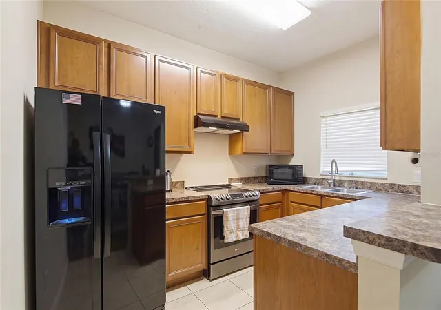 Photo 4 of Townhouse for sale at 1330 Long Oak Way, Sanford, FL 32771 | MLS# TB8552760 | Listing updated on 2026-10-07