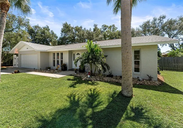 Photo 2 of Single family home for sale at 9488 88th Terrace, Seminole, FL 33777 | MLS# TB8552765 | Listing updated on 2026-10-08
