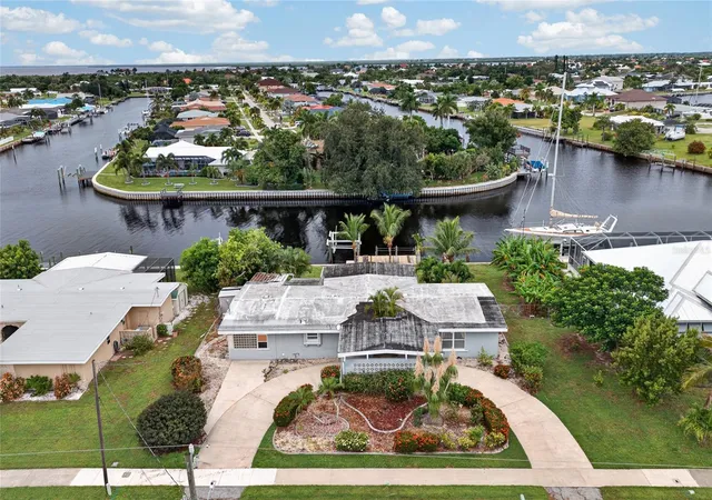 Photo 1 of Single family home for sale at 182 Beeney Rd Se, Port Charlotte, FL 33952 | MLS# C7531293 | Listing updated on 2026-10-06