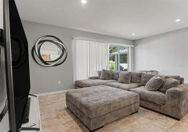 Photo 3 of Single family home for sale at 156 Arlington Sq Ct, Haines City, FL 33844 | MLS# TB8552766 | Listing updated on 2026-10-08