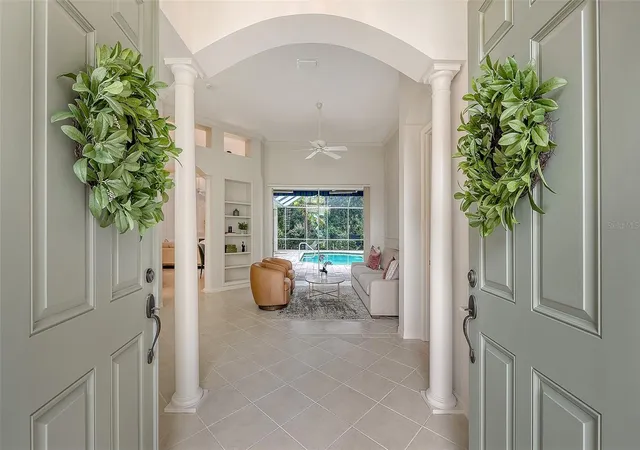 Photo 2 of Single family home for sale at 8105 Collingwood Ct, University Park, FL 34201 | MLS# A4707667 | Listing updated on 2026-10-05