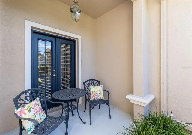 Photo 3 of Single family home for sale at 734 Seneca Meadows Rd, Winter Springs, FL 32708 | MLS# O6445321 | Listing updated on 2026-10-07
