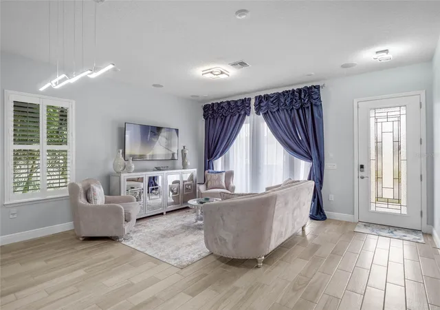 Photo 2 of Single family home for sale at 9918 Pallida Hickory Way, Winter Garden, FL 34787 | MLS# O6445324 | Listing updated on 2026-10-02
