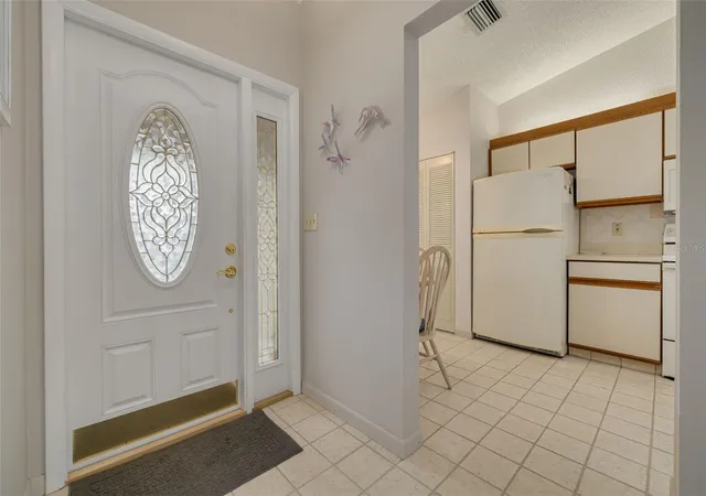 Photo 3 of Single family home for sale at 3185 Charter Clb Dr #B, Tarpon Springs, FL 34688 | MLS# TB8552772 | Listing updated on 2026-10-04