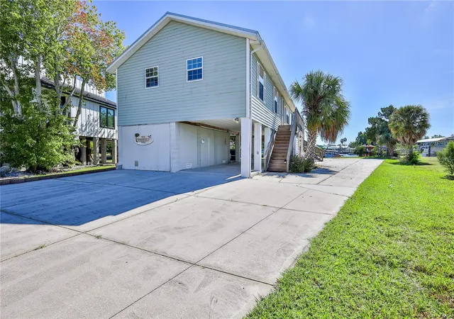 Photo 3 of Single family home for sale at 5046 Cedarbrook Ln, Hernando Beach, FL 34607 | MLS# W7889886 | Listing updated on 2026-10-06