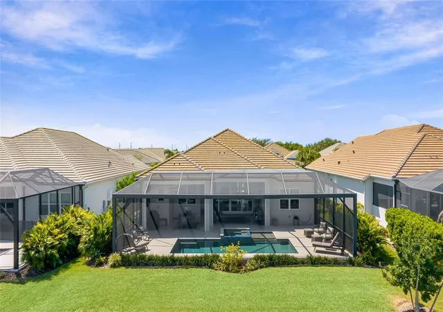 Photo 3 of Single family home for sale at 8035 Waterbend Trl, Sarasota, FL 34240 | MLS# A4707670 | Listing updated on 2026-10-21