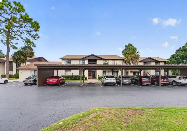 Photo 1 of Condo for sale at 530 Fairways Cir #B, Ocala, FL 34472 | MLS# OM732996 | Listing updated on 2026-09-30